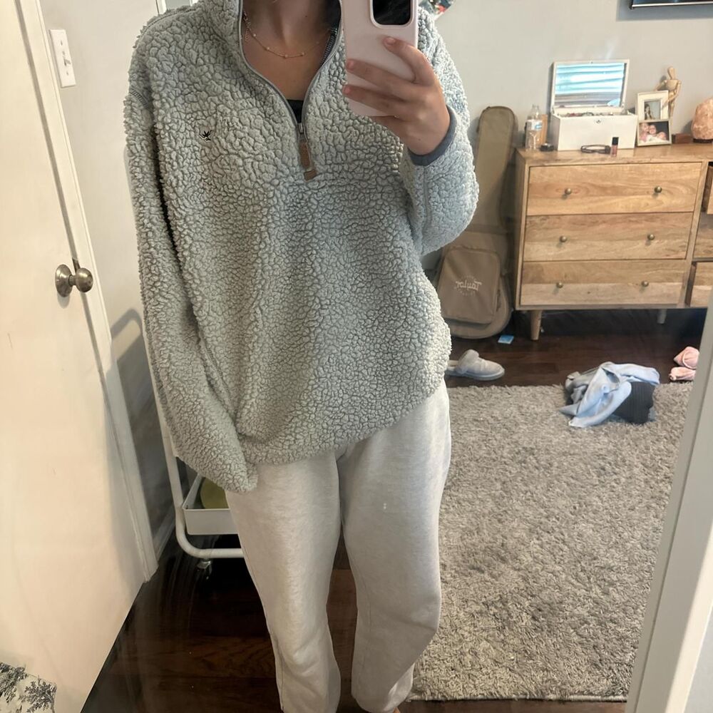Unbranded Women's Sweatshirt